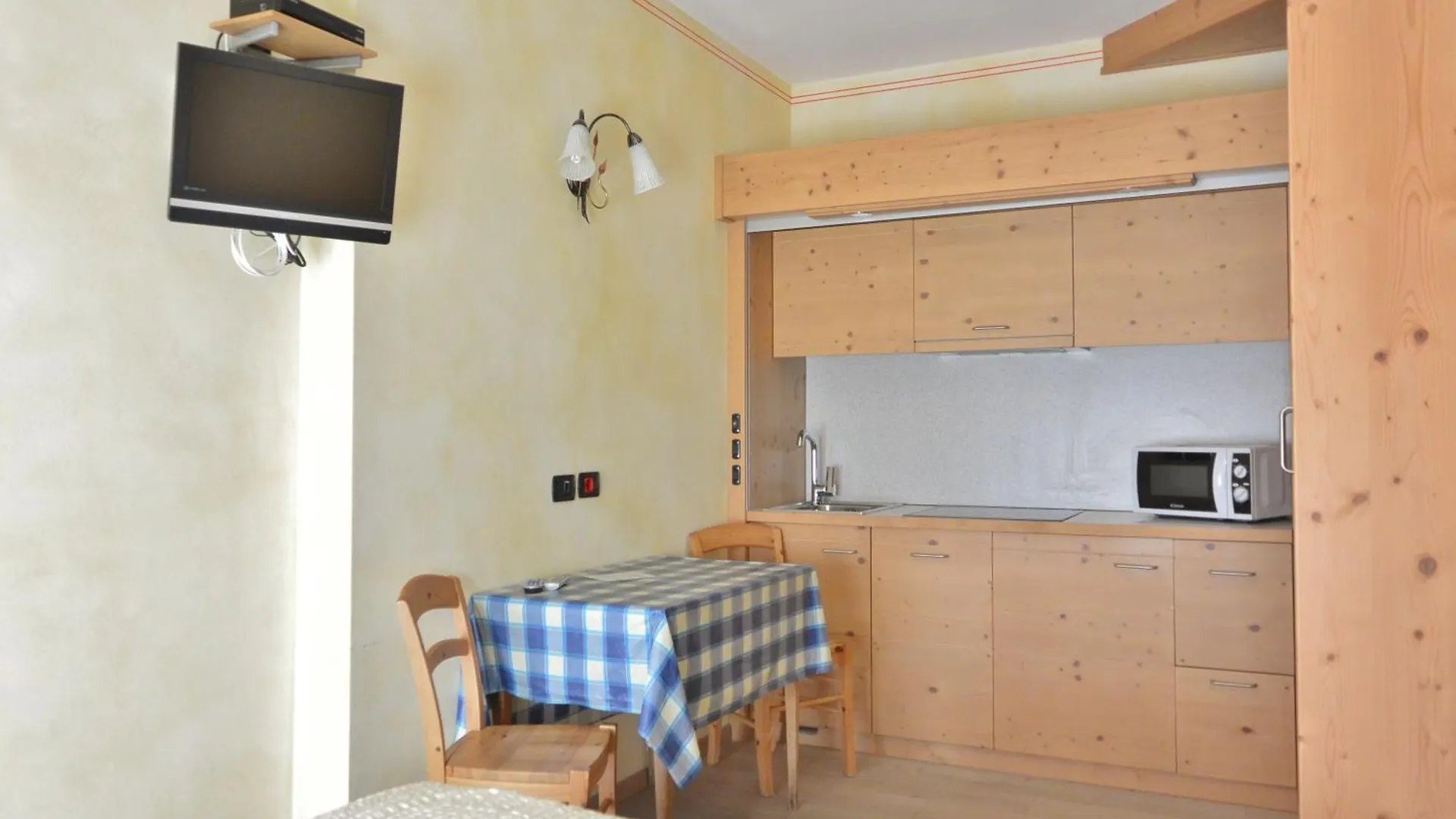 Hotel La Tea Livigno 3*,