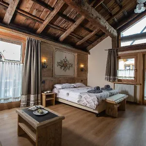  Aparthotel La Grolla Rooms&apartments